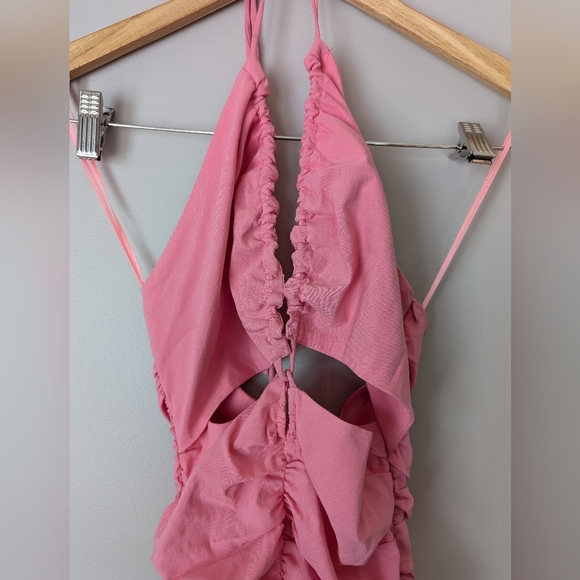 Zara Barbie Pink Cut-out Rushed Halter Mini Dress Womens Size S Cocktail Evening - Picture 4 of 13